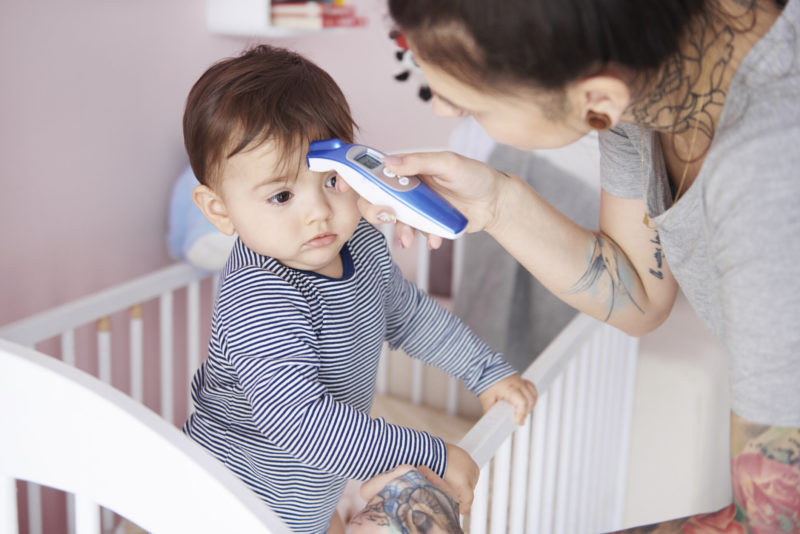 Meilleur thermomètre frontal bébé