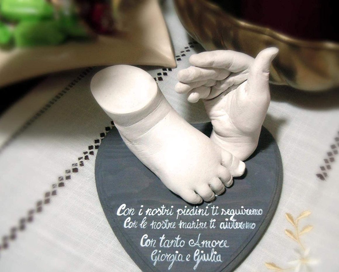 HuBorns - Cadre Empreintes Bébé - Kit Empreinte Pieds et Mains Bebe avec  des Matériaux de Qualité Supérieure - Moulage et Photo de Décoration Idéal  pour Cadeau Naissance en destockage et reconditionné chez DealBurn